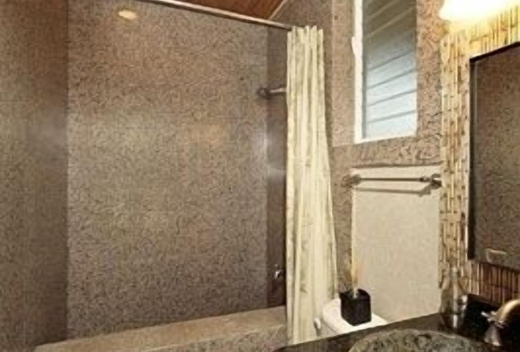 Photo of Bathroom in Wailea