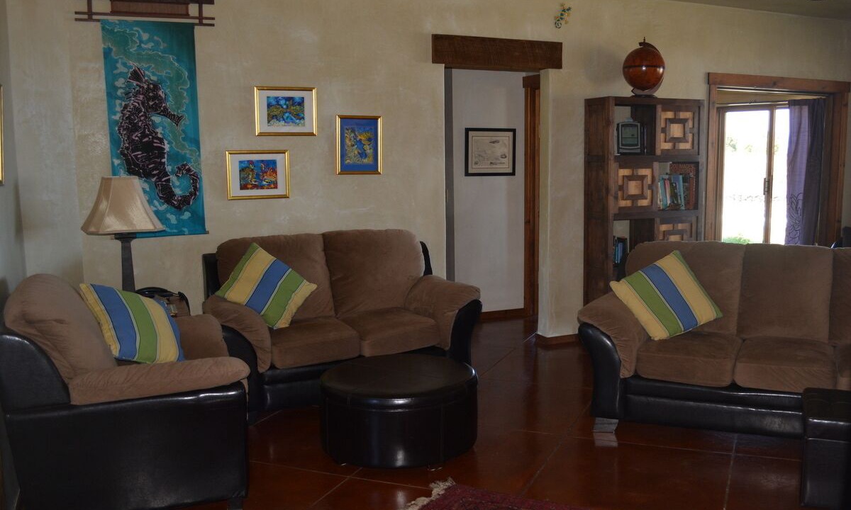 Photo of Livingroom in Kamuela