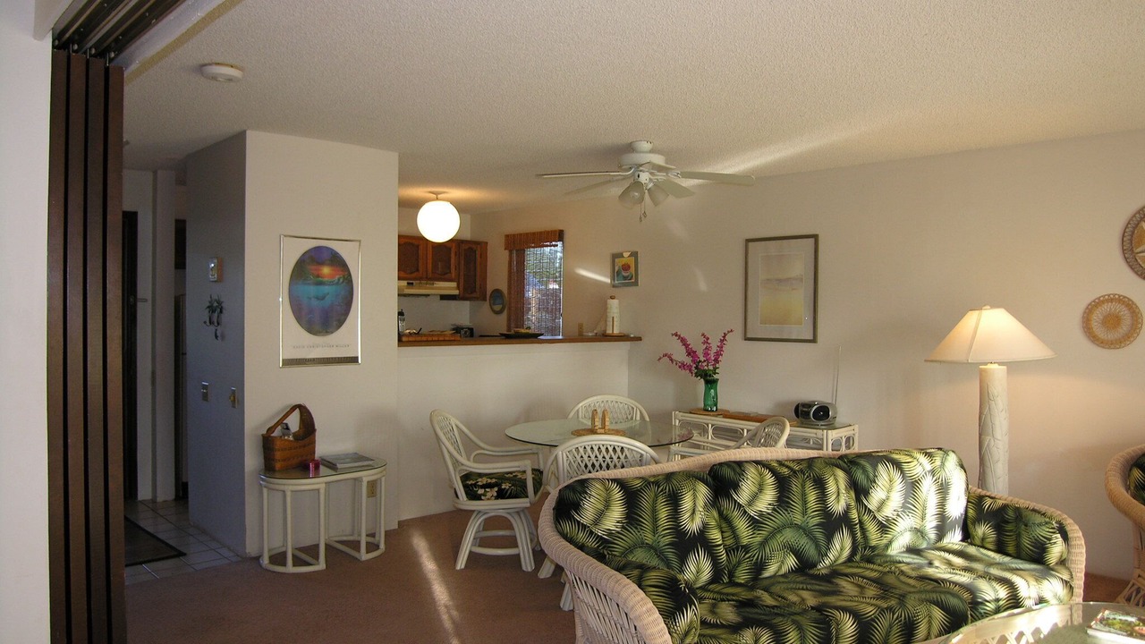 Photo of Livingroom in Maunaloa