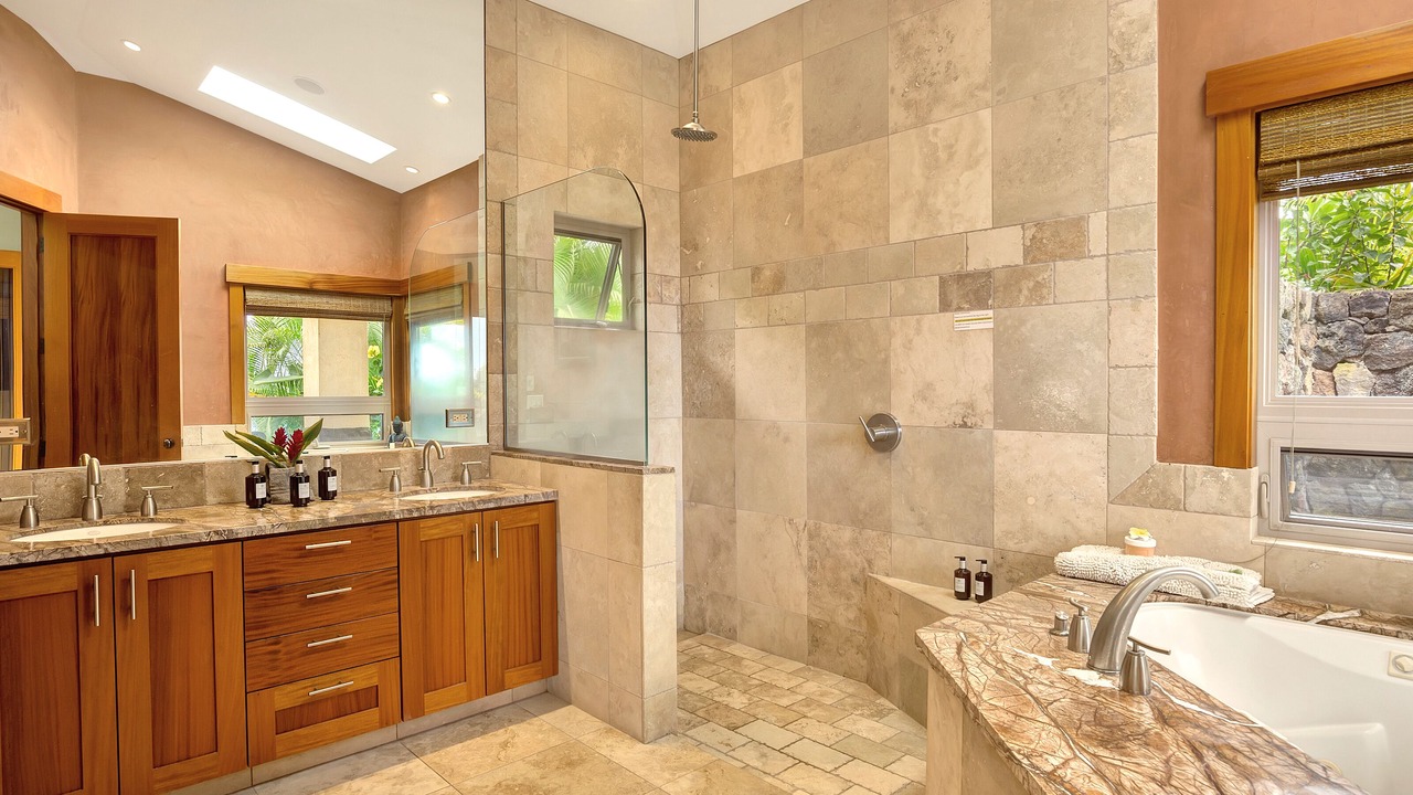 Photo of Bathroom in Historic Kailua Village
