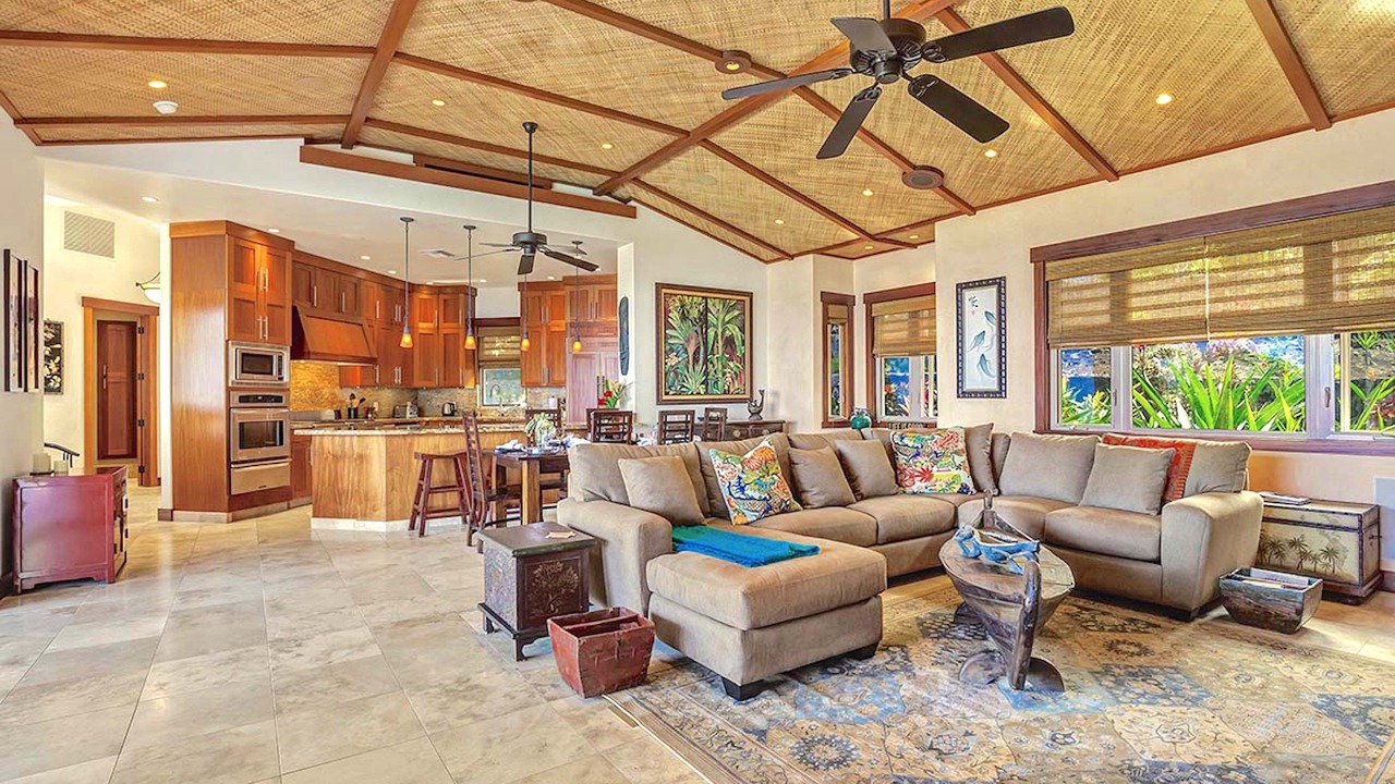 Photo of Livingroom in Historic Kailua Village
