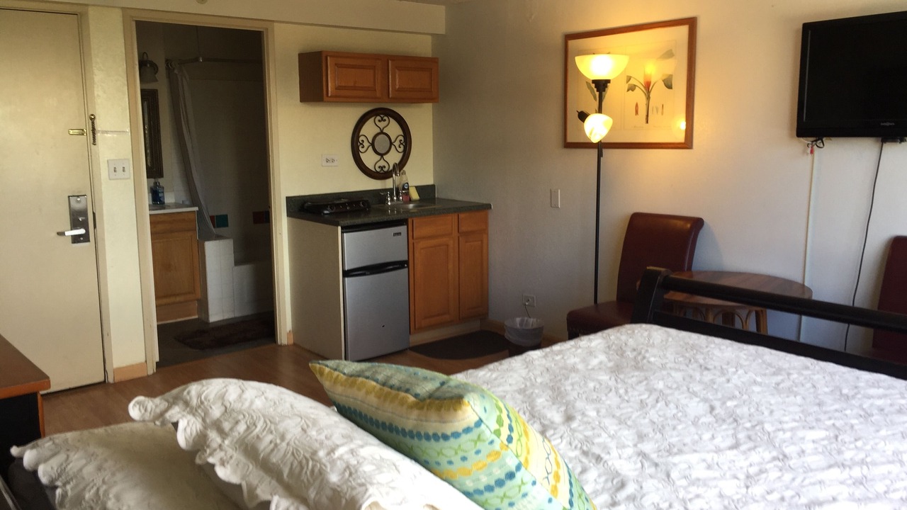 Photo of Bedroom in Waikiki
