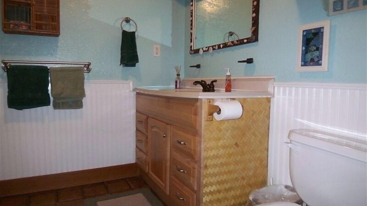 Photo of Bathroom in Laie