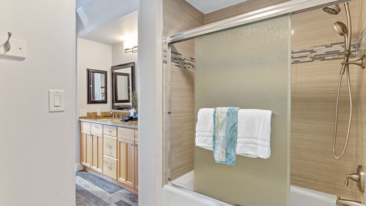 Photo of Bathroom in Kahana