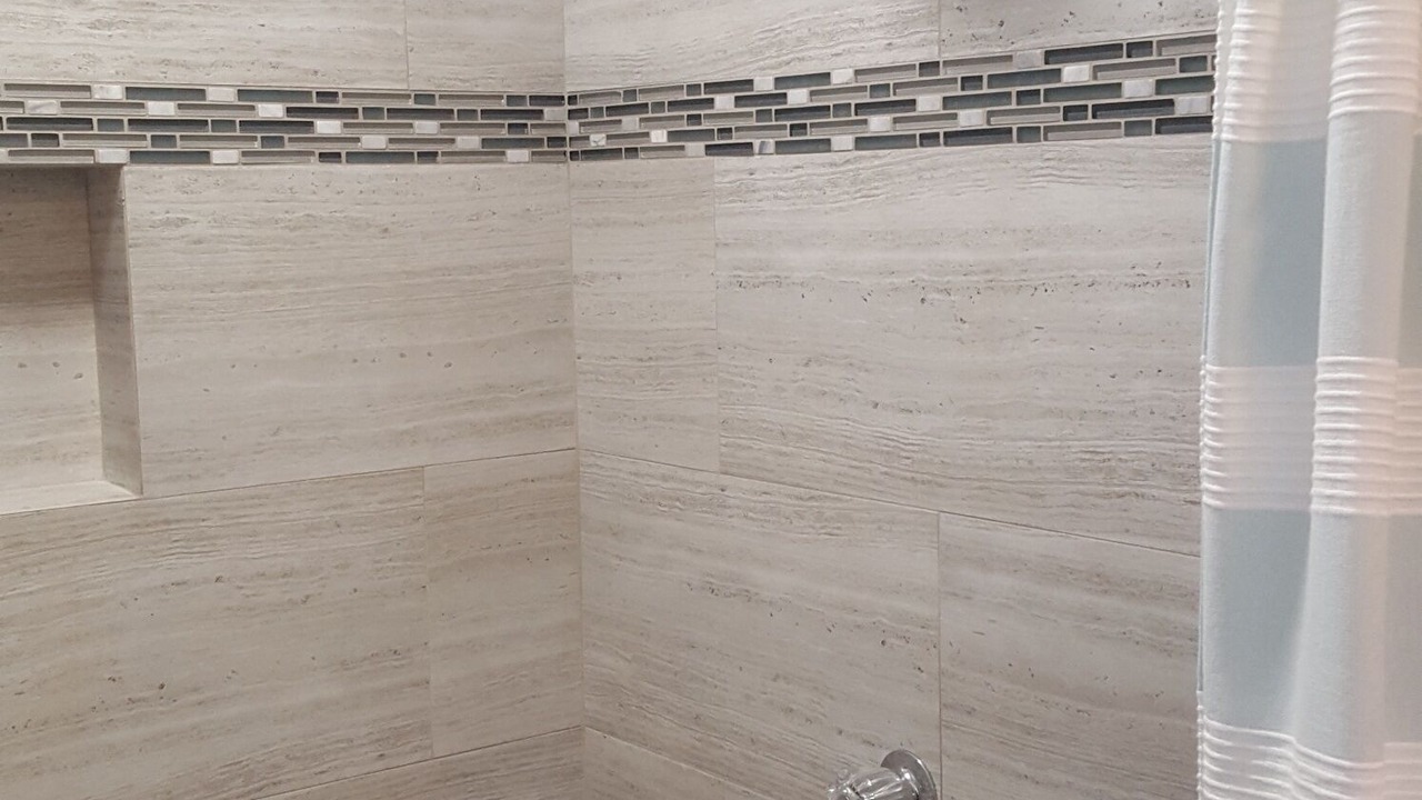 Photo of Bathroom in Ka'a'awa