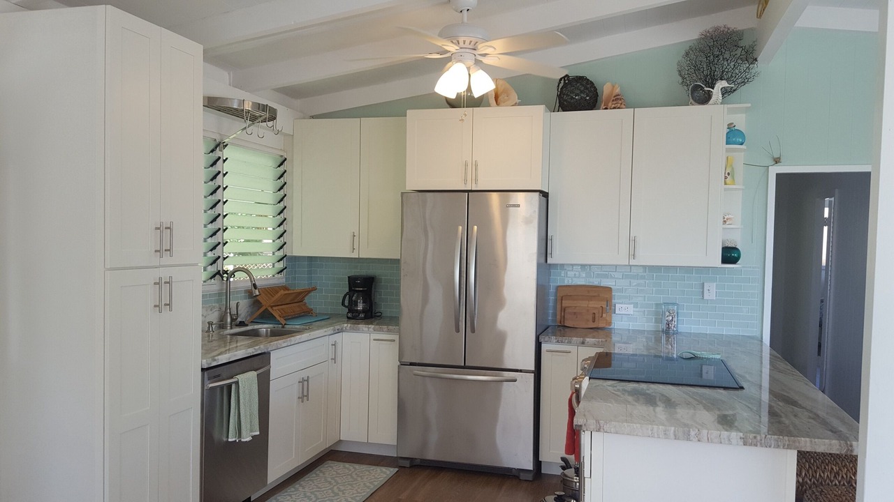 Photo of Kitchen in Ka'a'awa