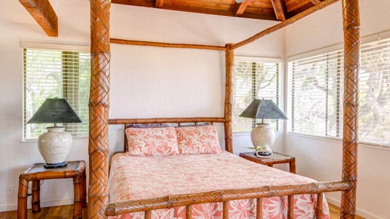 Photo of Bedroom in Mokuleia
