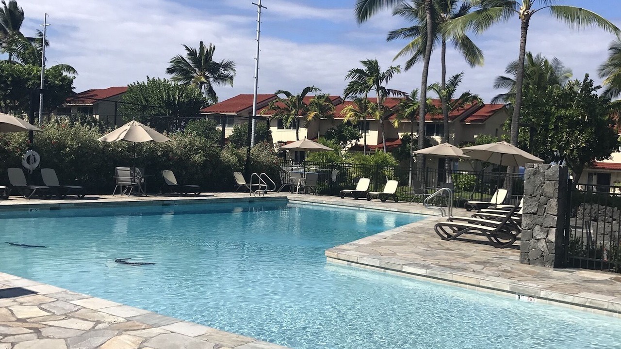 Photo of Outdoor in Kahaluu Bay