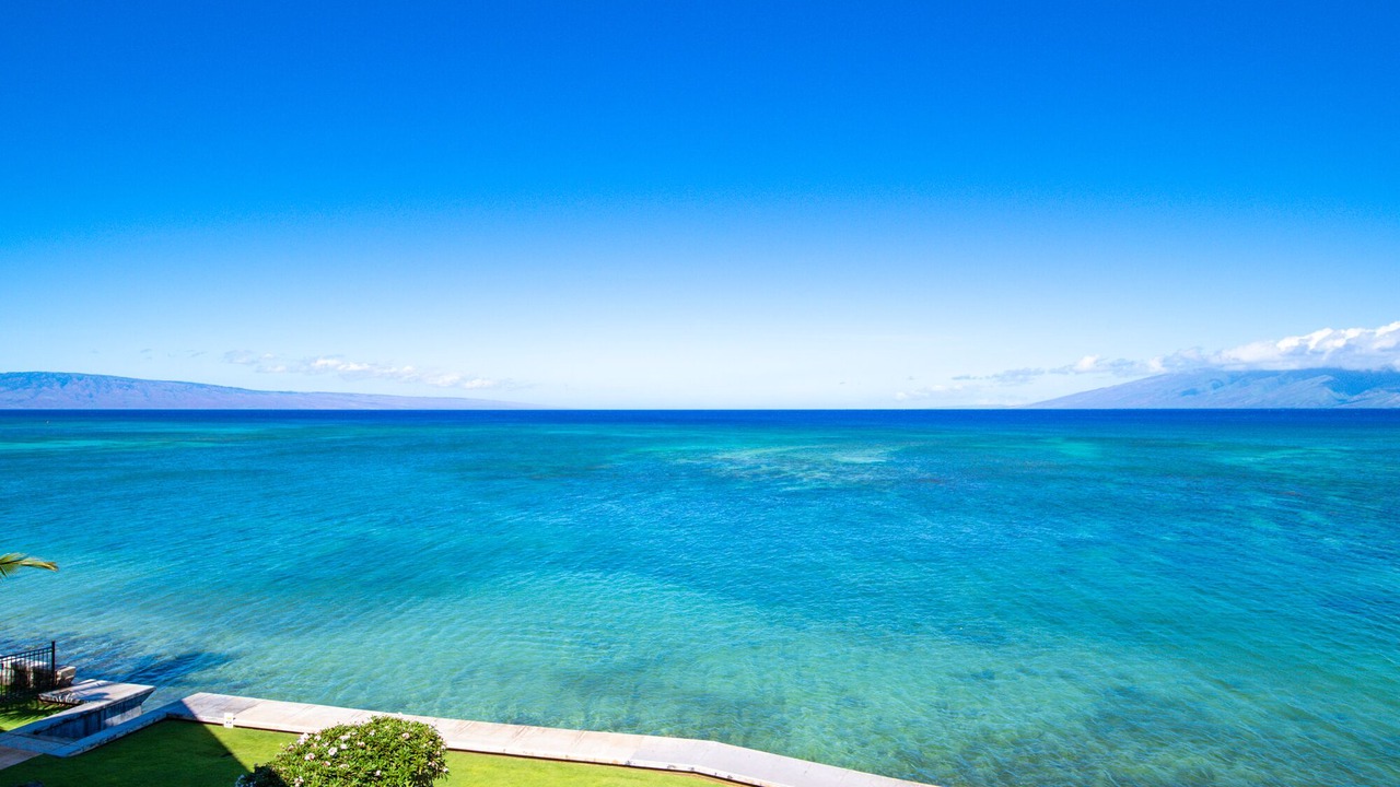 Photo of Others in Kahana