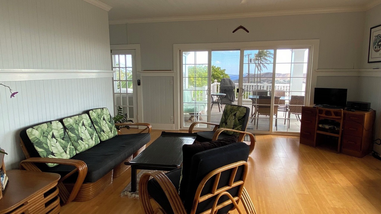 Photo of Bedroom in Maunalani Heights