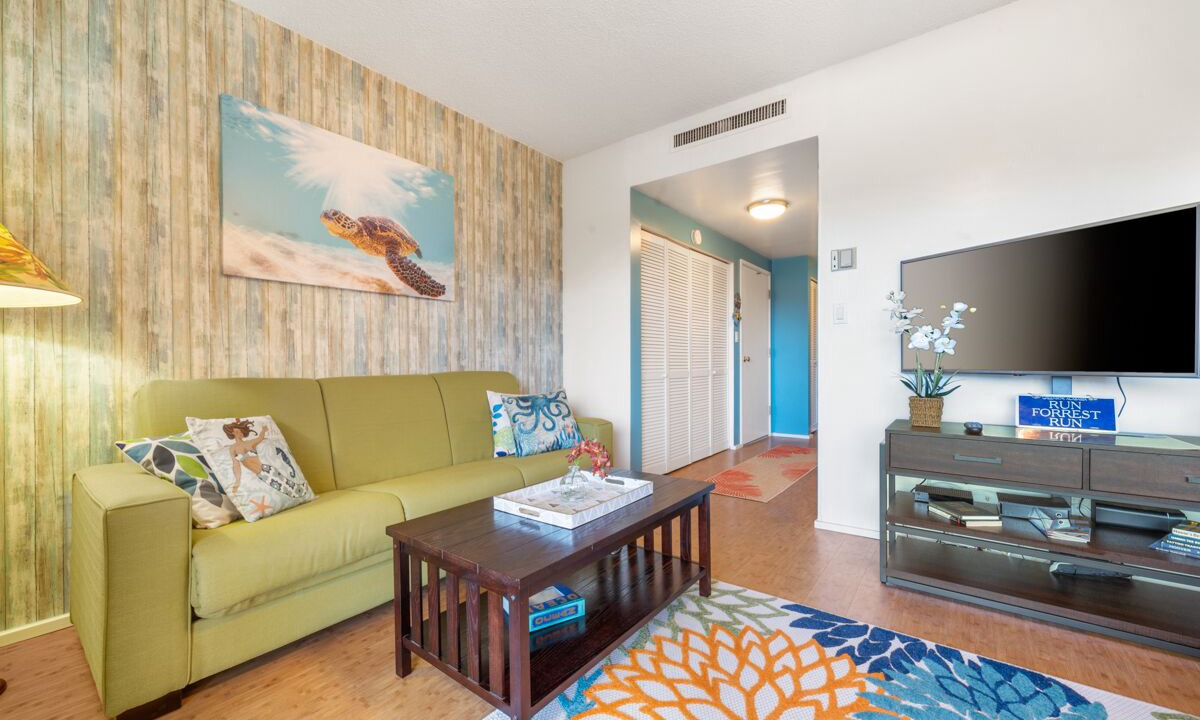 Photo of Livingroom in Historic Kailua Village