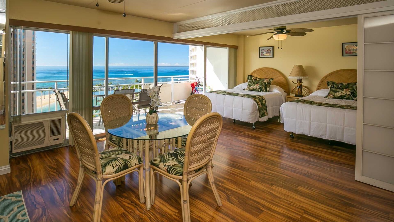 Photo of Bedroom in Waikiki