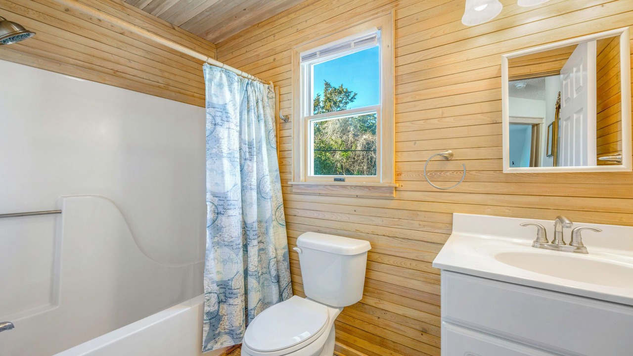 Photo of Bathroom in Frisco