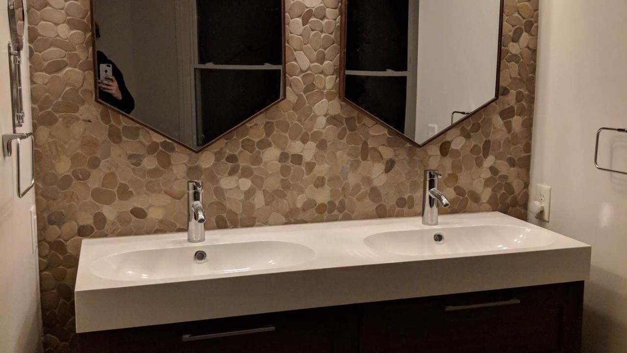 Photo of Bathroom in Skyland