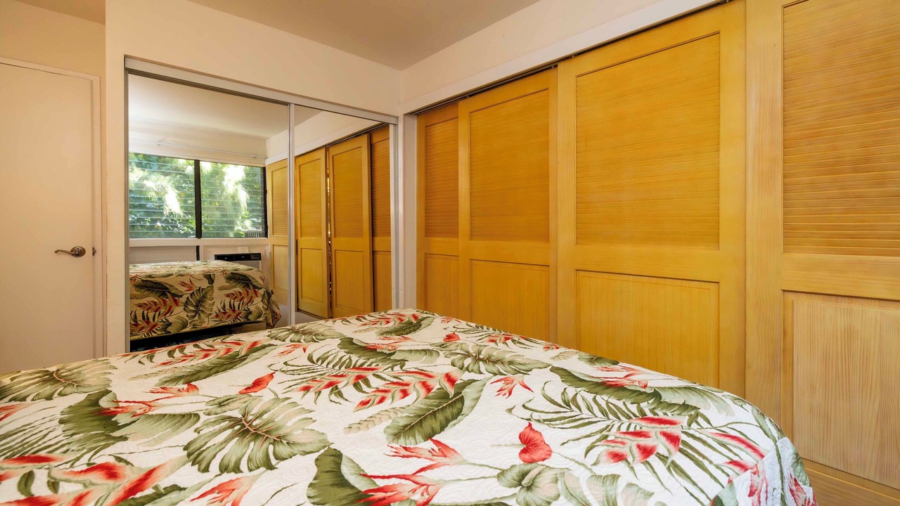 Photo of Bedroom in Maalaea