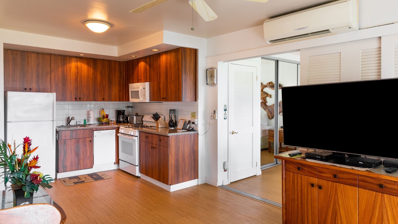 Photo of Kitchen in Waikiki