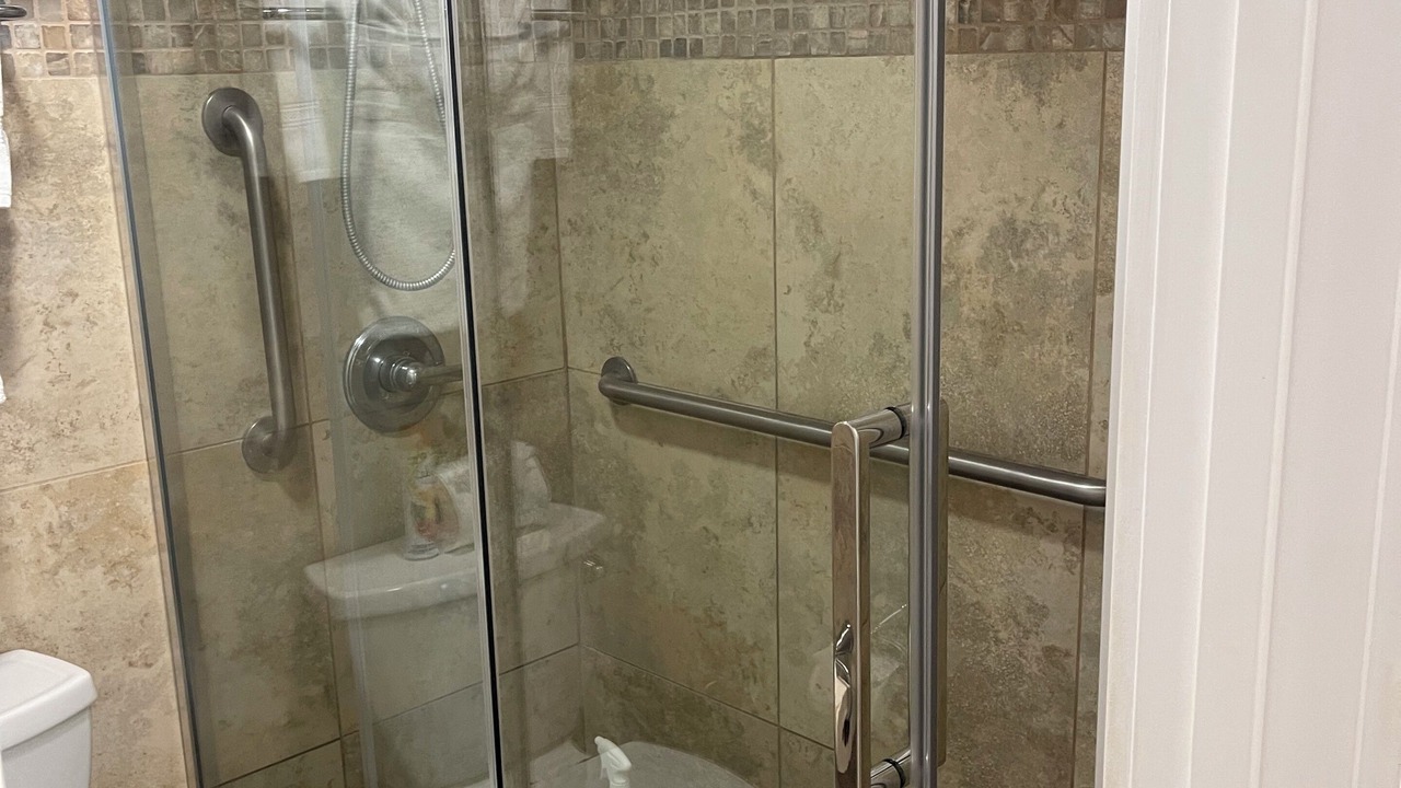 Photo of Bathroom in Kihei