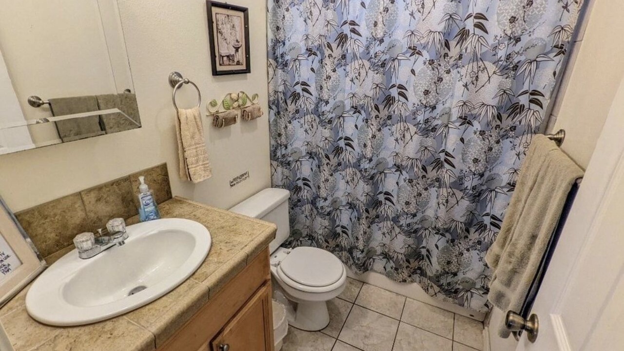 Photo of Bathroom in Captain Cook