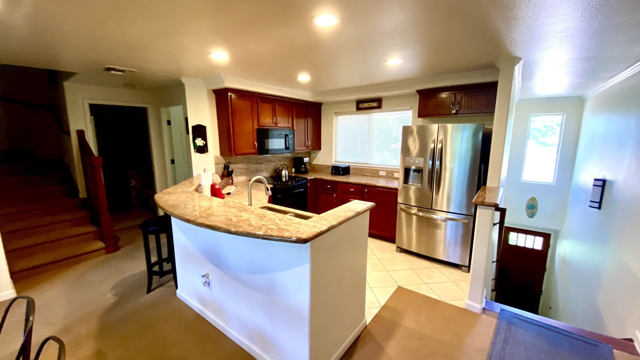 Photo of Kitchen in Waikoloa