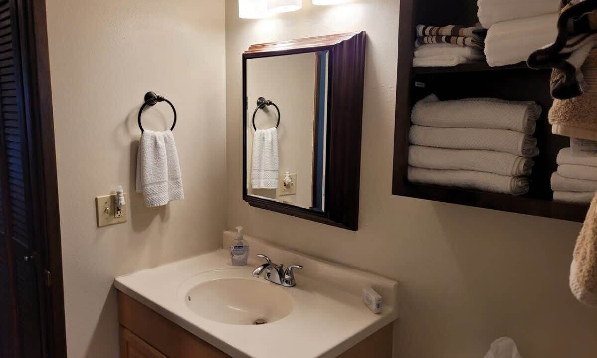 Photo of Bathroom in Keauhou