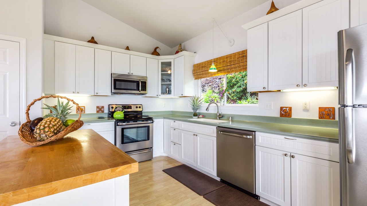 Photo of Kitchen in Kona Paradise