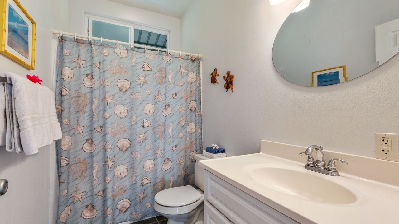 Photo of Bathroom in Kona Paradise