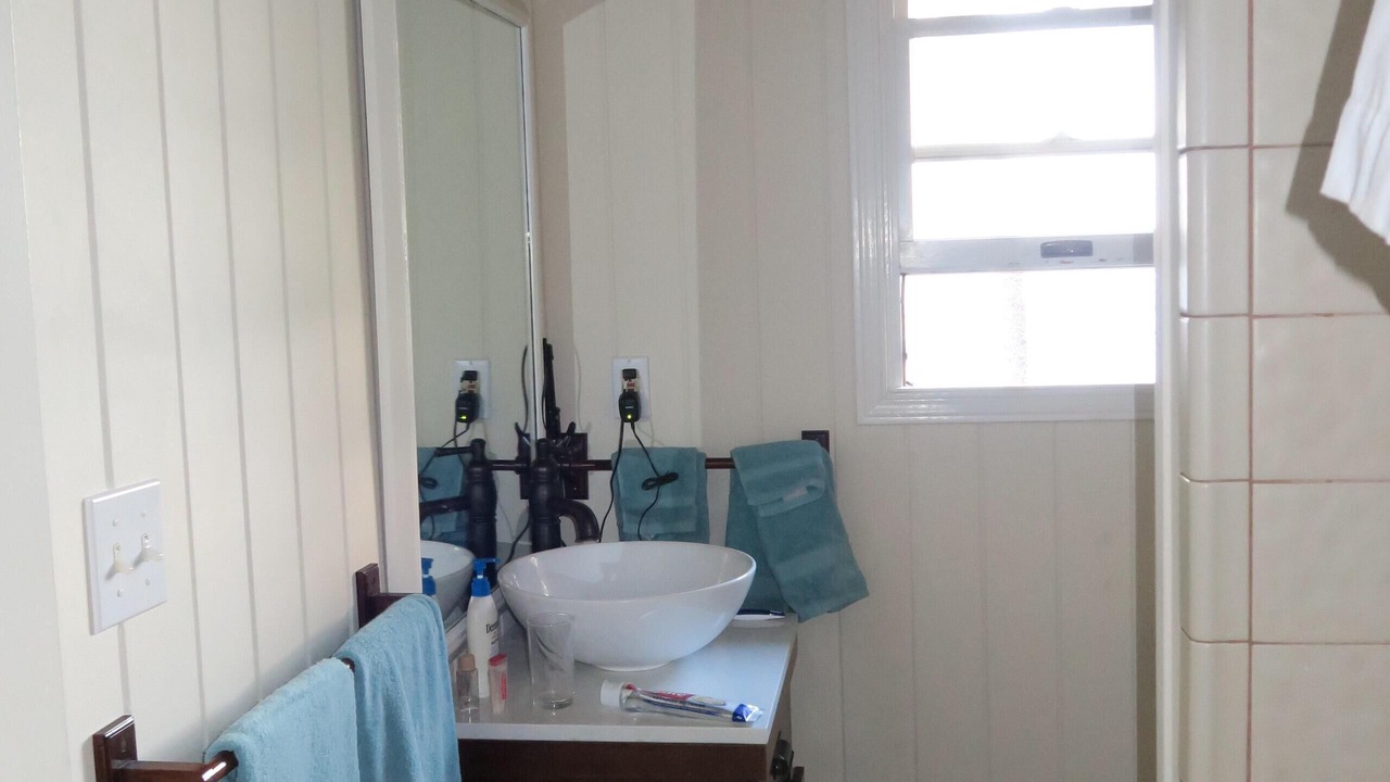 Photo of Bathroom in Waialua