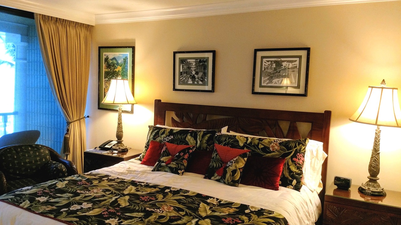 Photo of Bedroom in Historic Lahaina Front Street