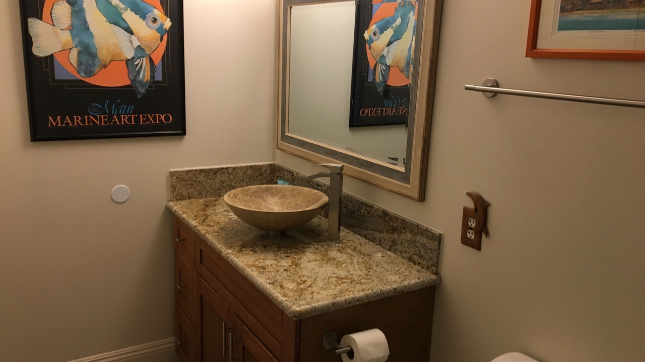 Photo of Bathroom in Maalaea