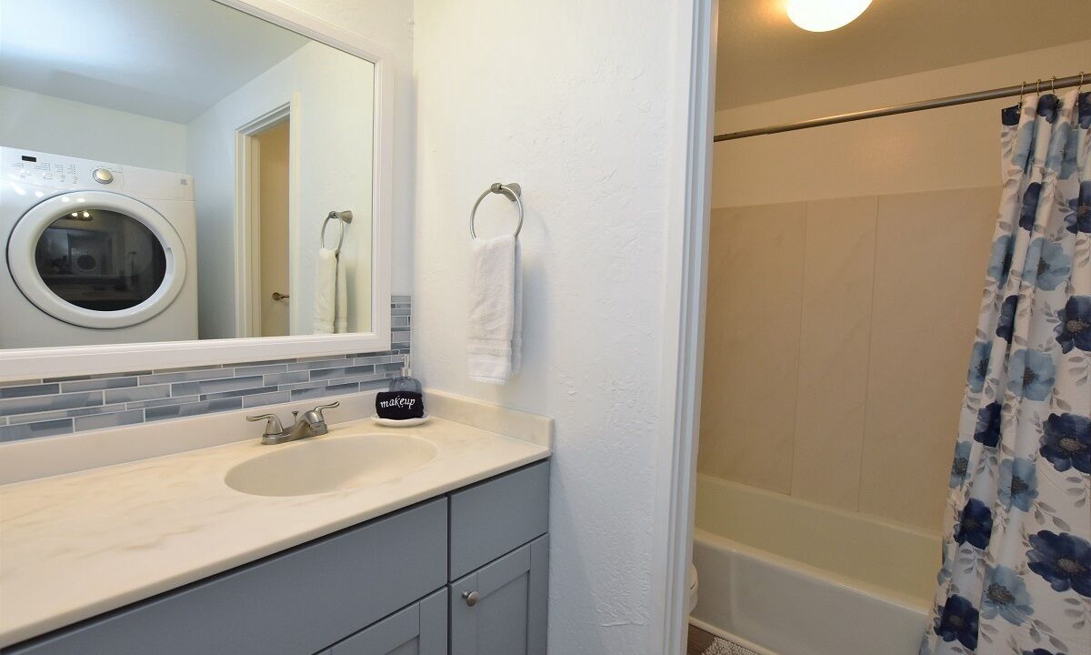 Photo of Bathroom in Waikoloa