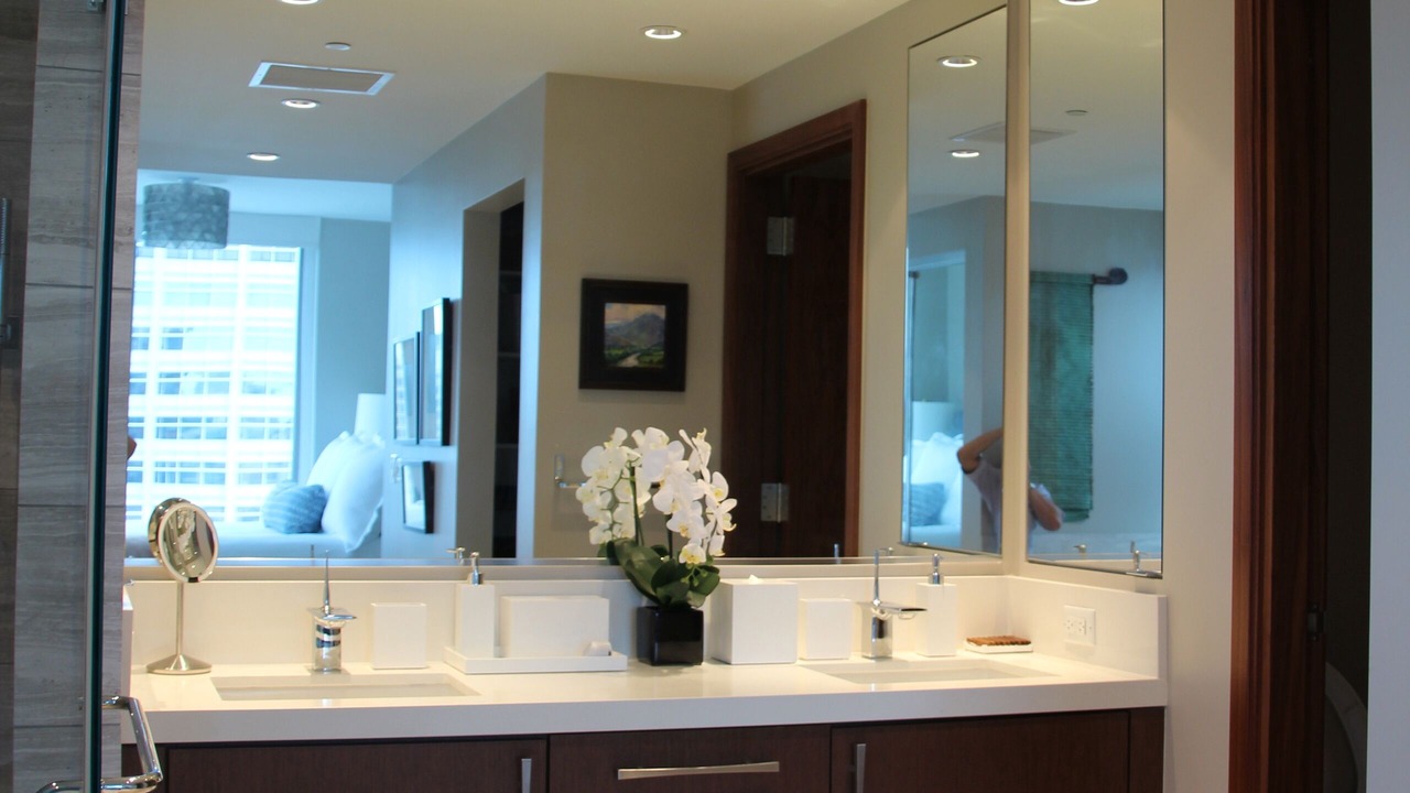 Photo of Bathroom in Ala Moana