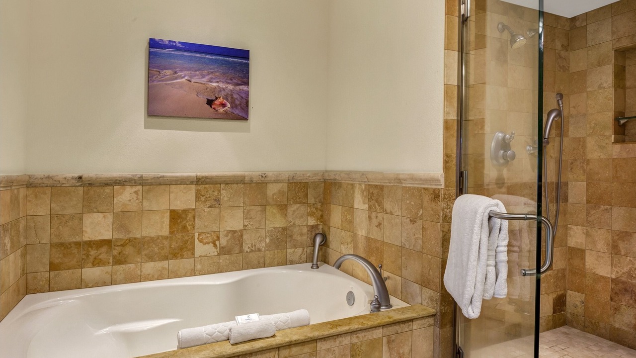 Photo of Bathroom in Waikoloa