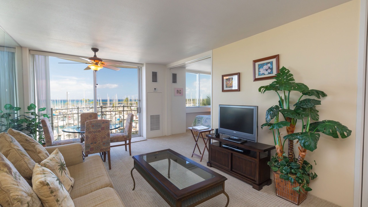 Photo of Bedroom in Waikiki
