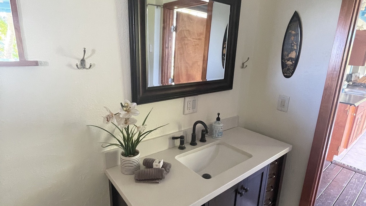 Photo of Bathroom in Honaunau-Napoopoo