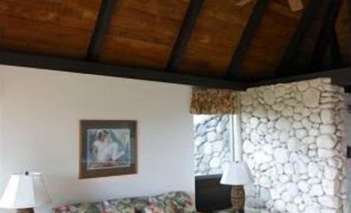 Photo of Livingroom in Punaluu