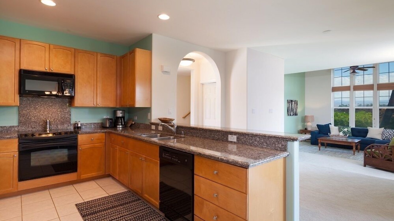 Photo of Kitchen in Waikoloa