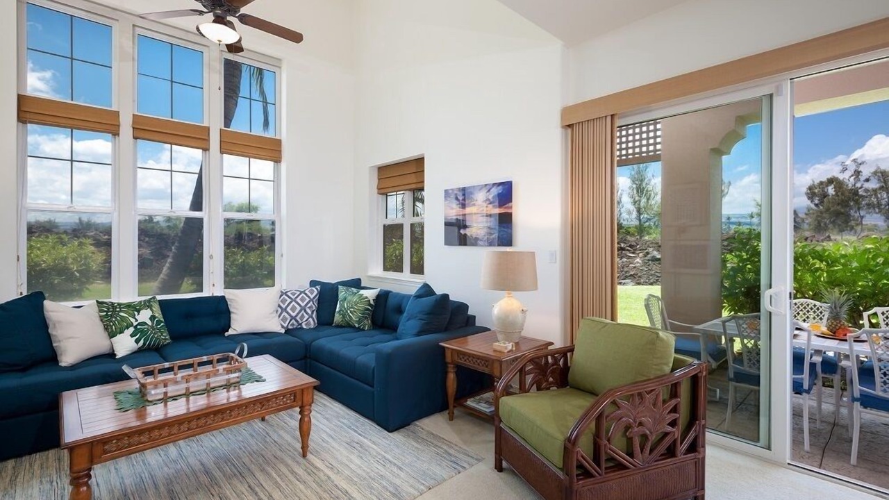 Photo of Livingroom in Waikoloa