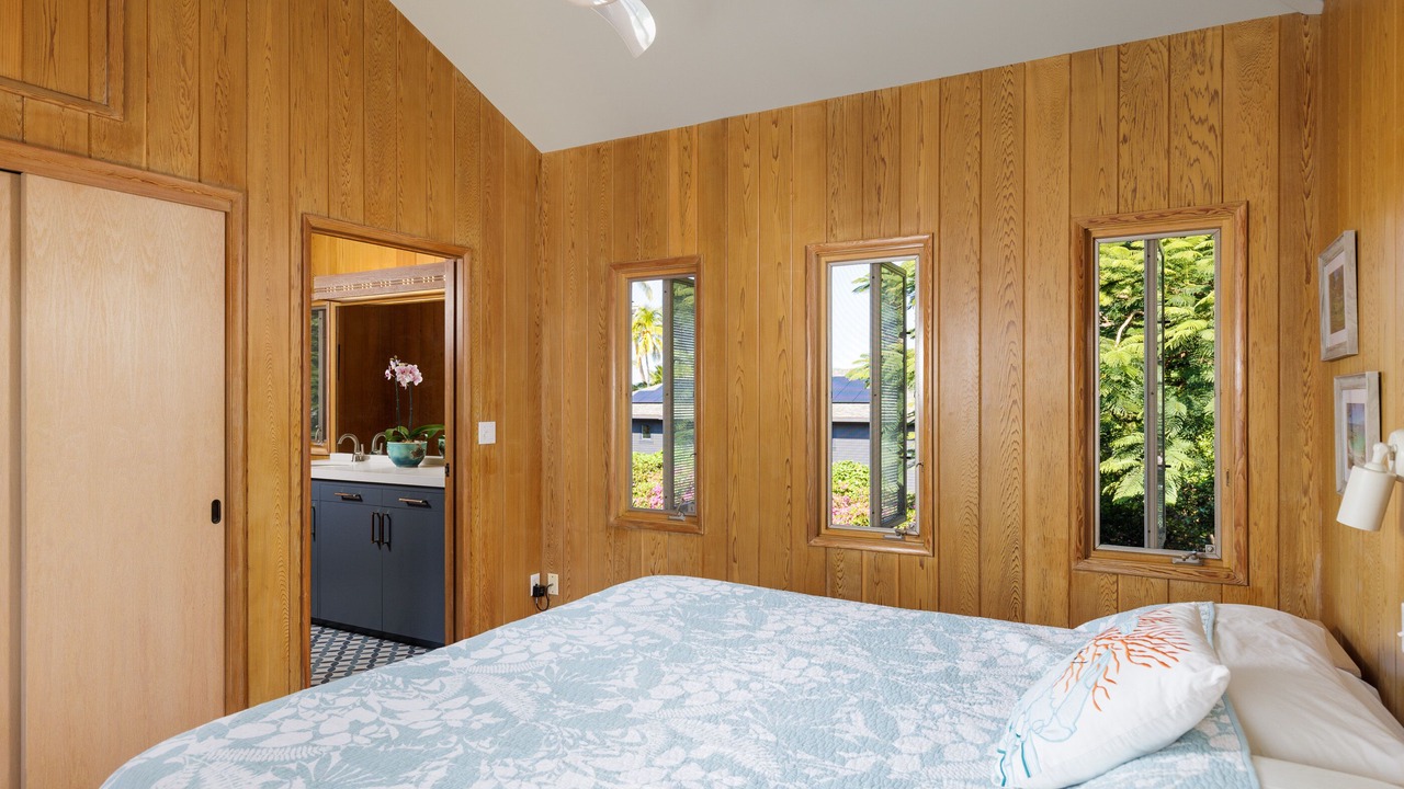 Photo of Bedroom in Puako