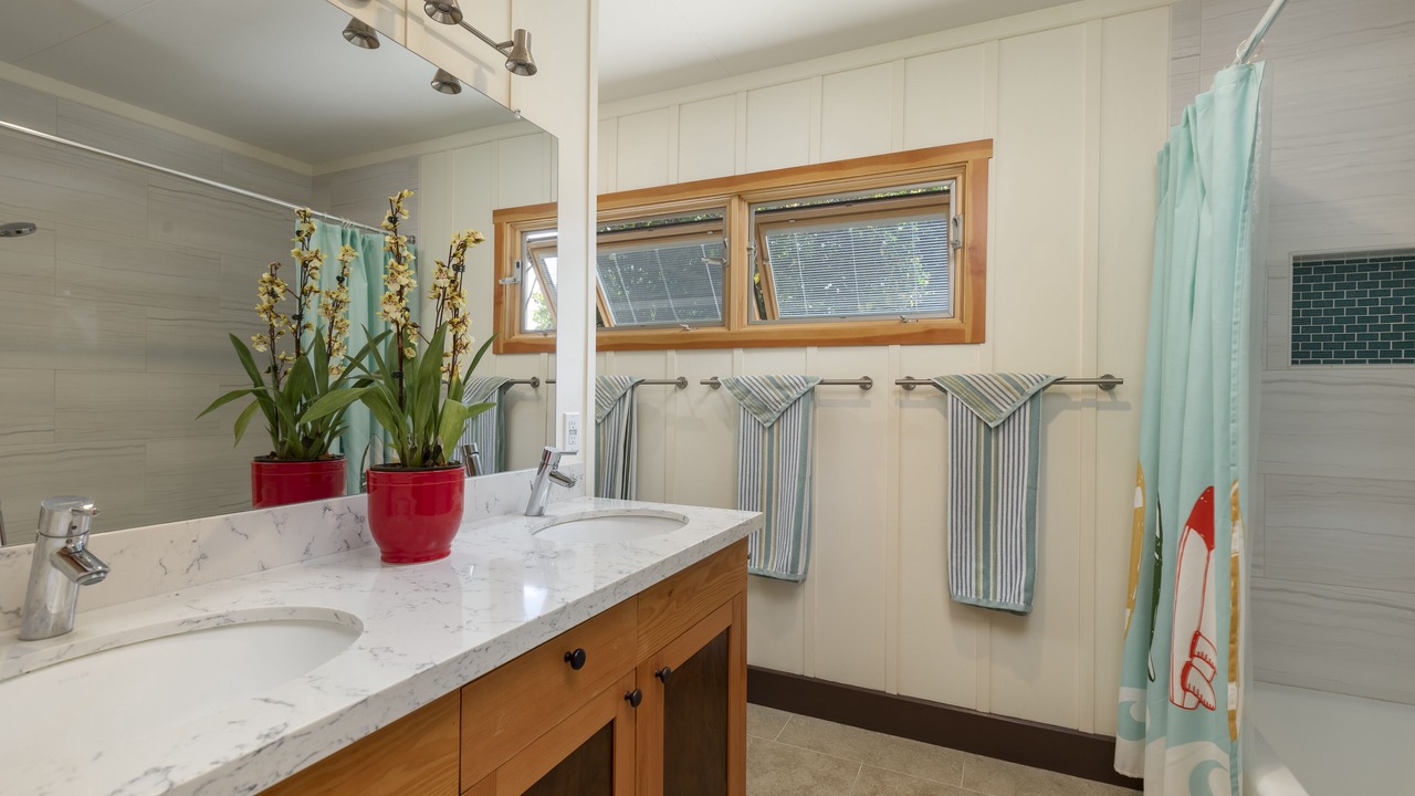 Photo of Bathroom in Puako