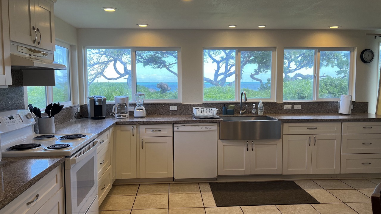 Photo of Kitchen in Kalama Tract