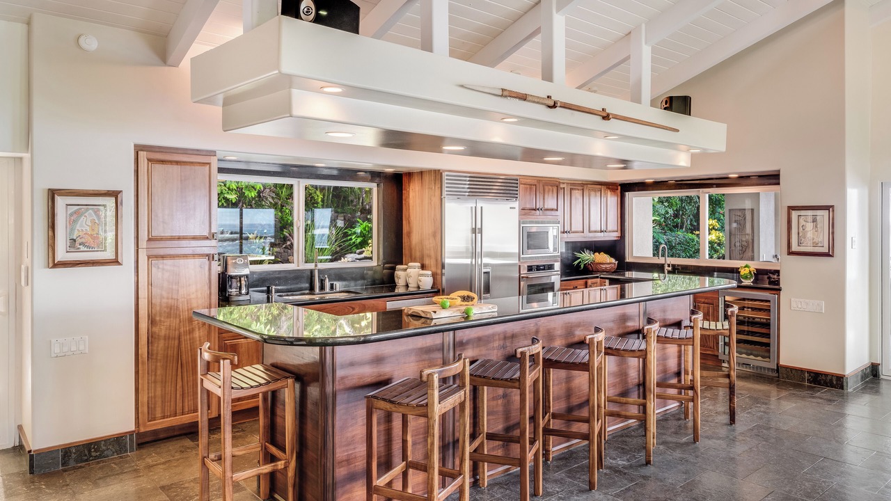 Photo of Kitchen in Historic Kailua Village