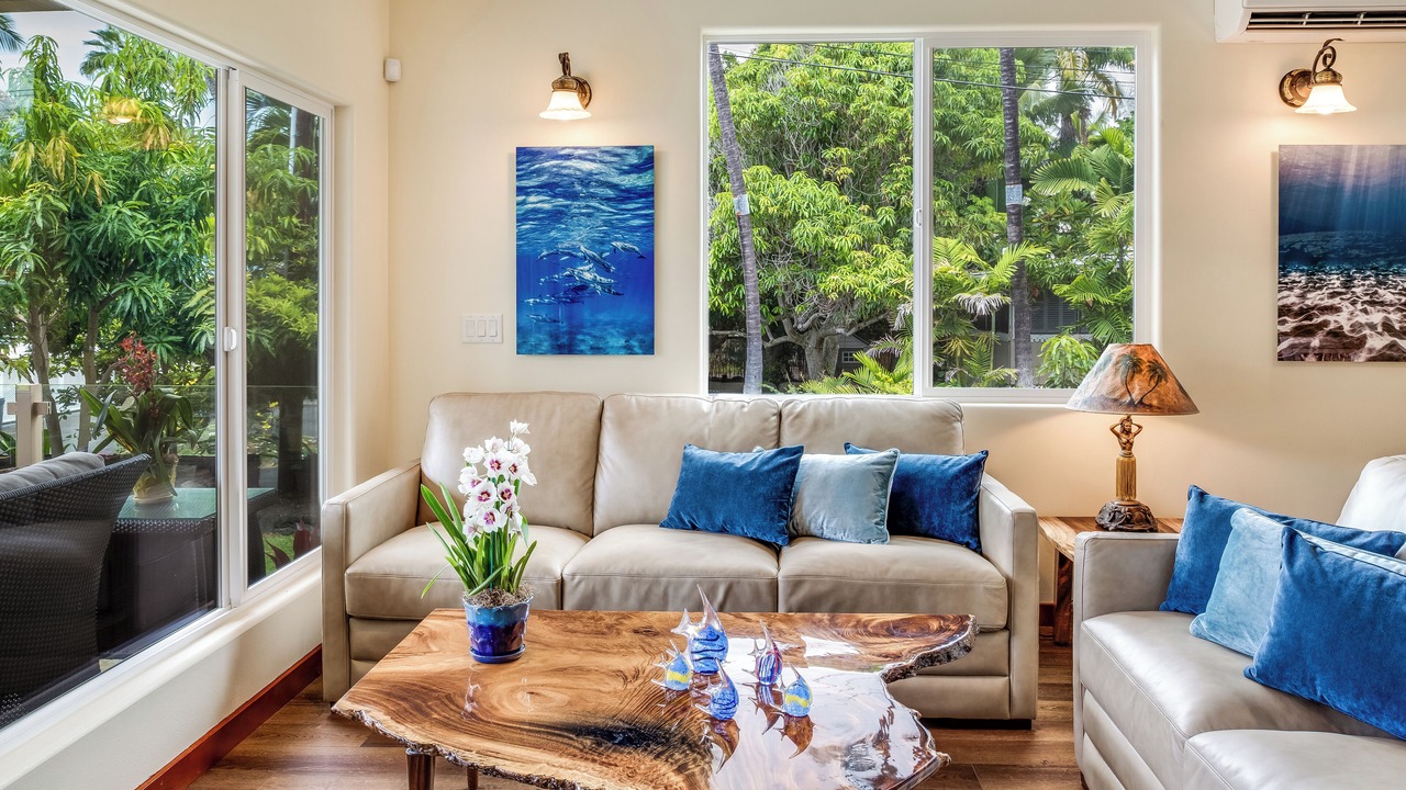 Photo of Livingroom in Historic Kailua Village