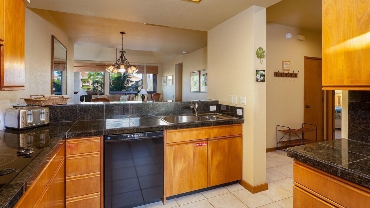 Photo of Kitchen in Waikoloa