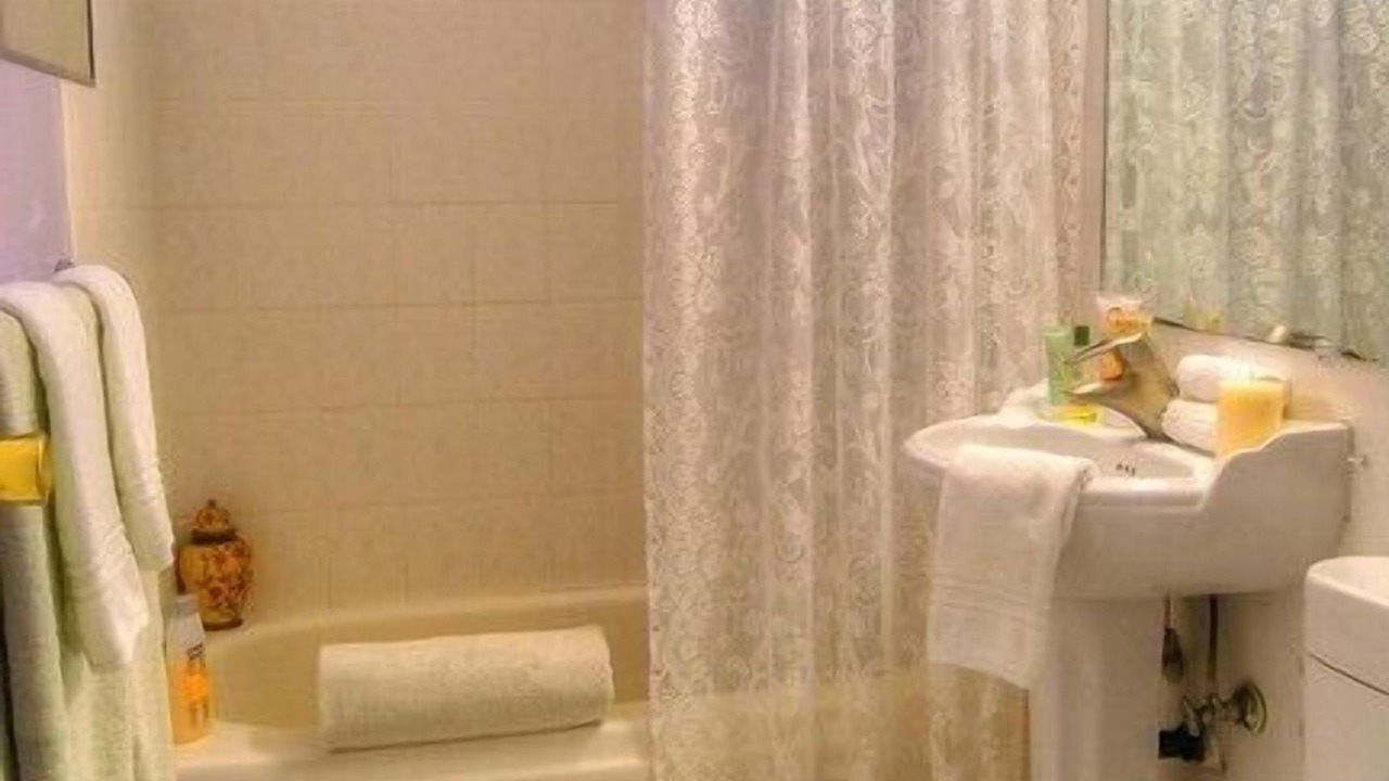 Photo of Bathroom in Kamuela