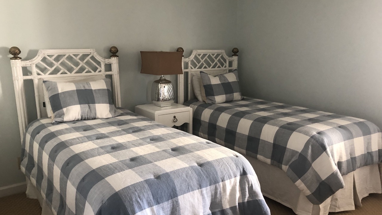 Photo of Bedroom in North Topsail Beach