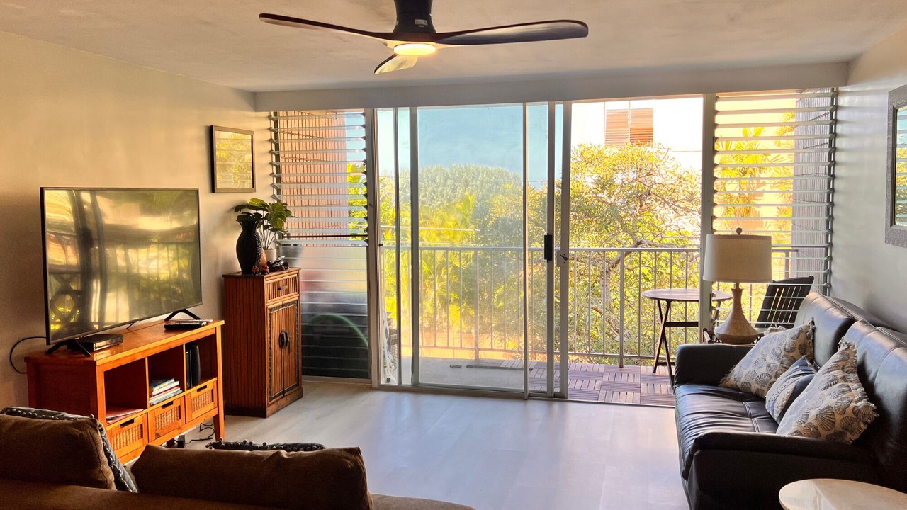 Photo of Livingroom in Mokuleia