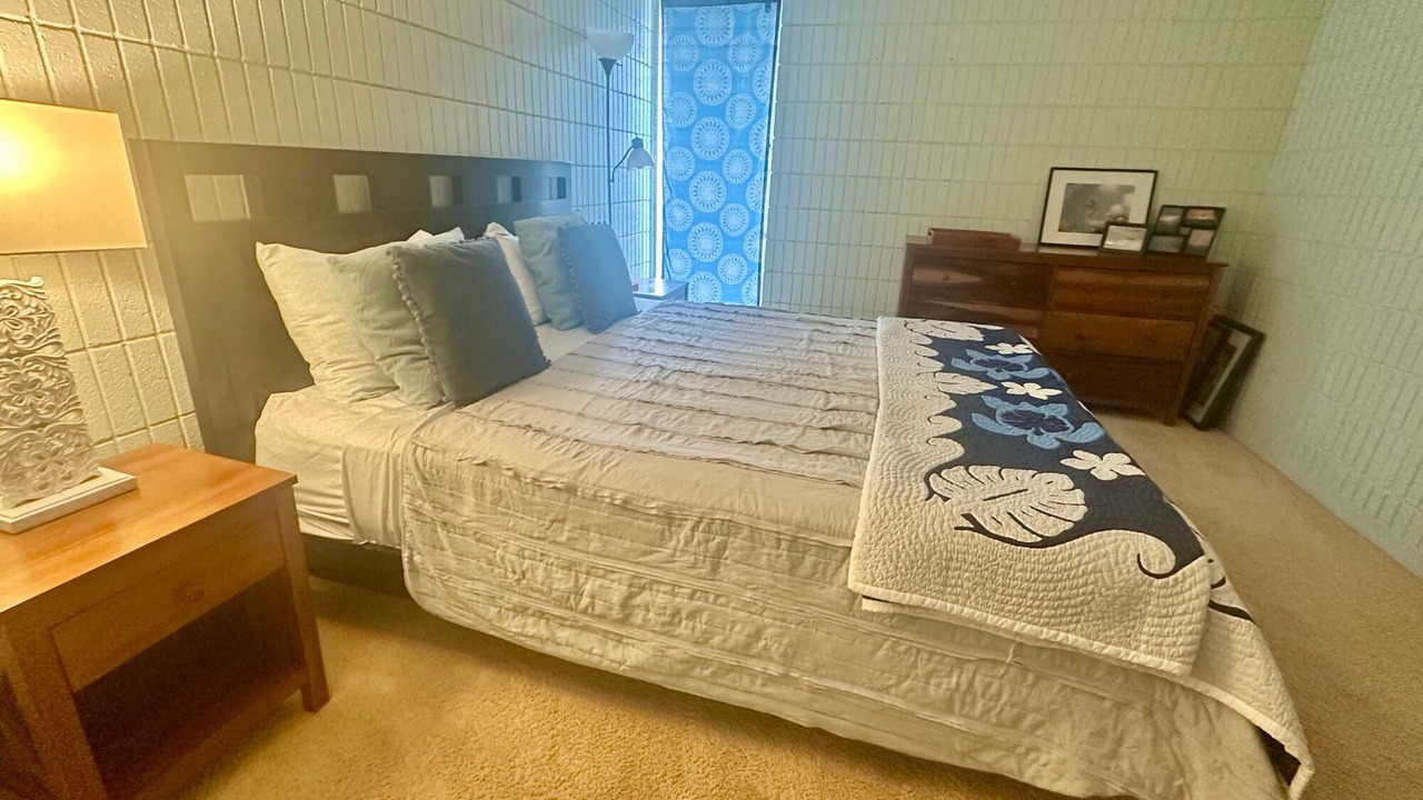 Photo of Bedroom in Mokuleia