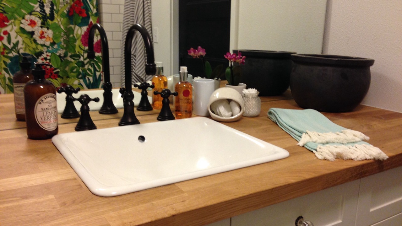 Photo of Bathroom in East Cesar Chavez