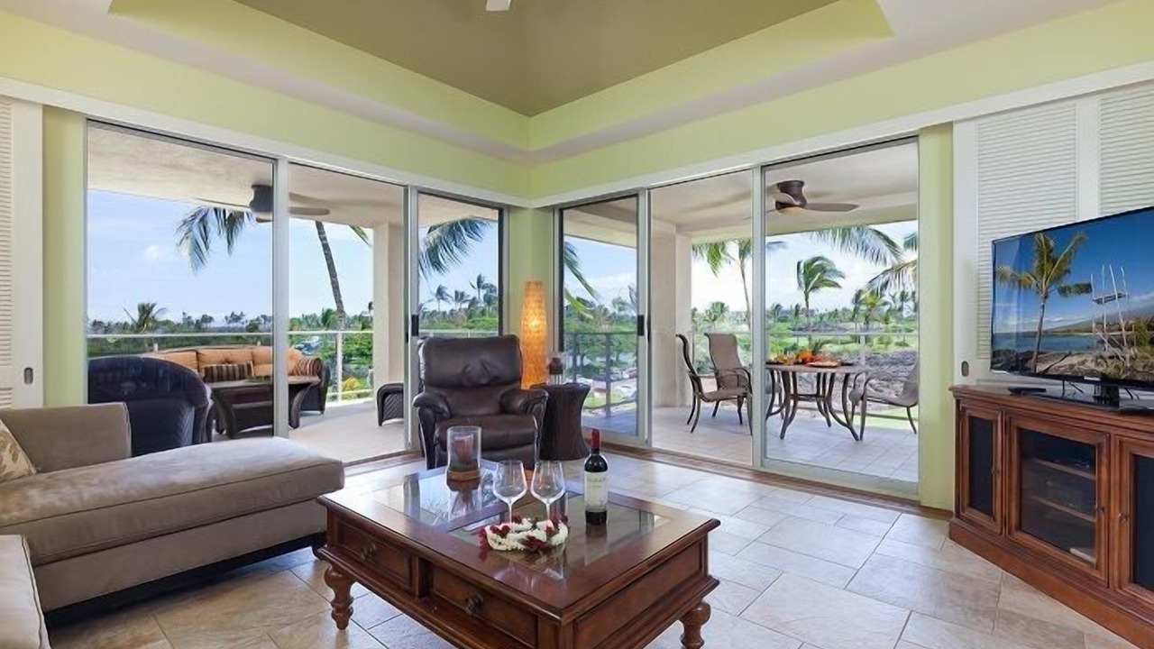 Photo of Livingroom in Waikoloa