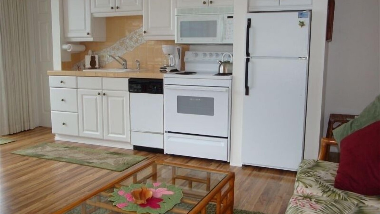 Photo of Kitchen in Waikiki